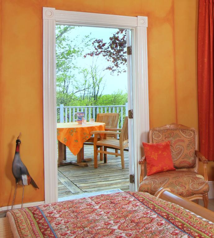 L'Auberge Provencale Inn & Restaurant Boyce Екстериор снимка